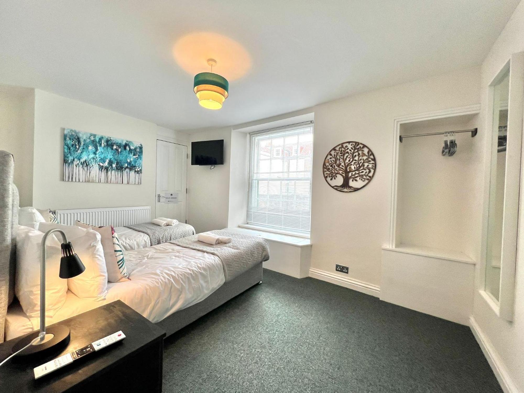 Apartment 2 Bedroom Stopoverz Bristol