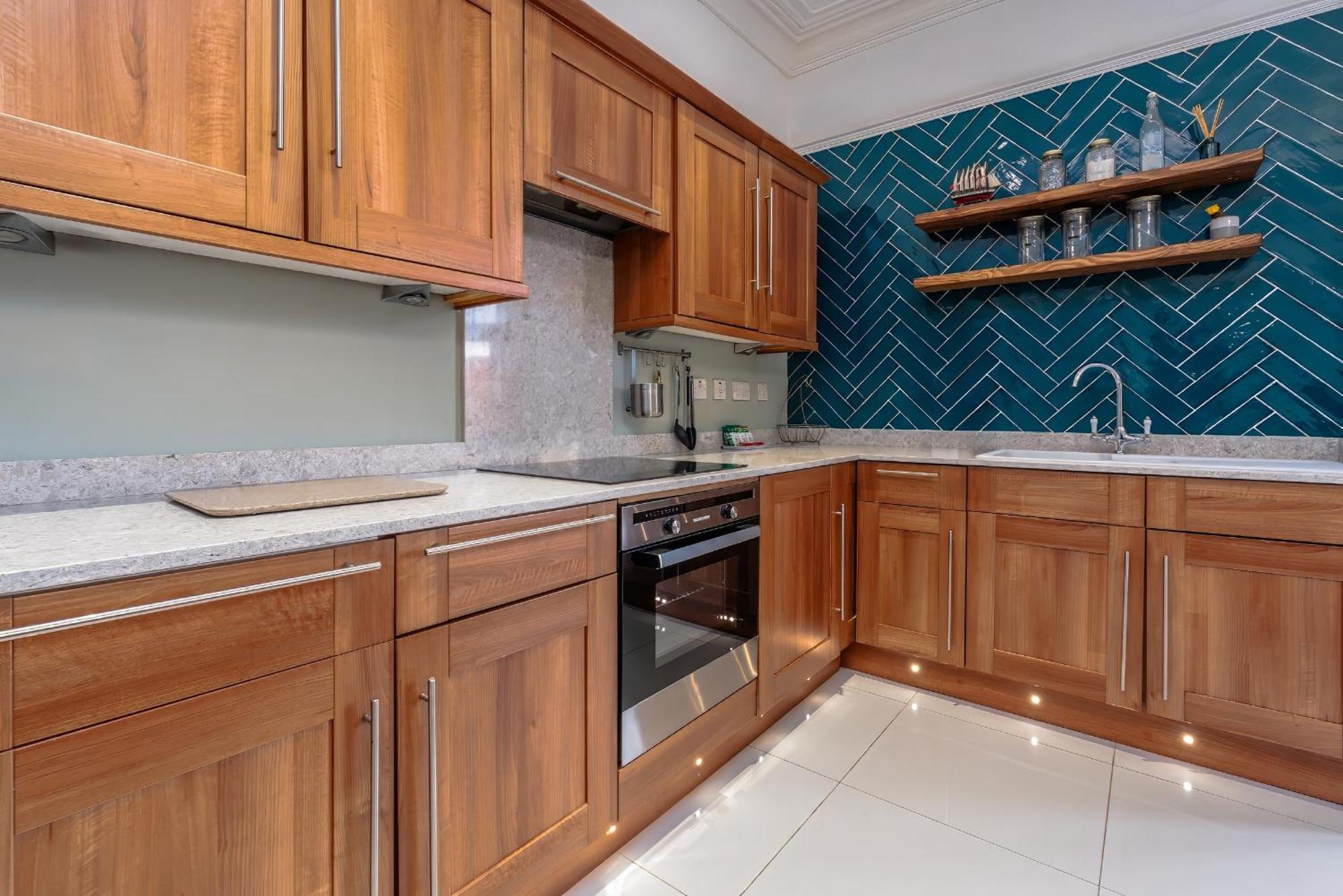 Modern Serviced Apartment: Views Of Village Center