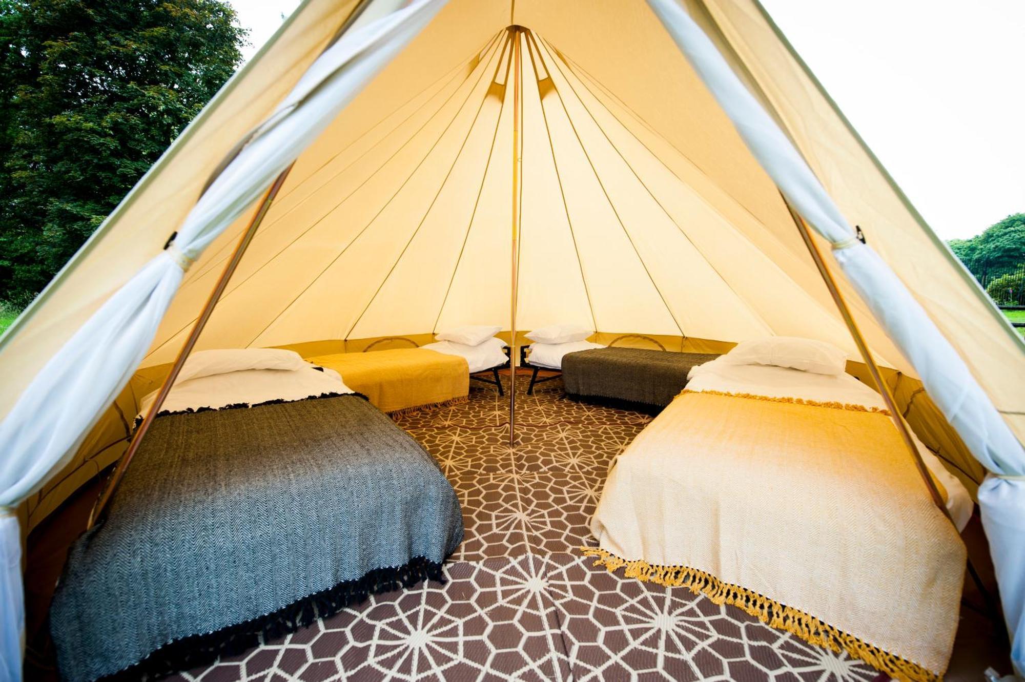 Luxury tent Nine Yards Family Glamping @ Farrington's Farm *