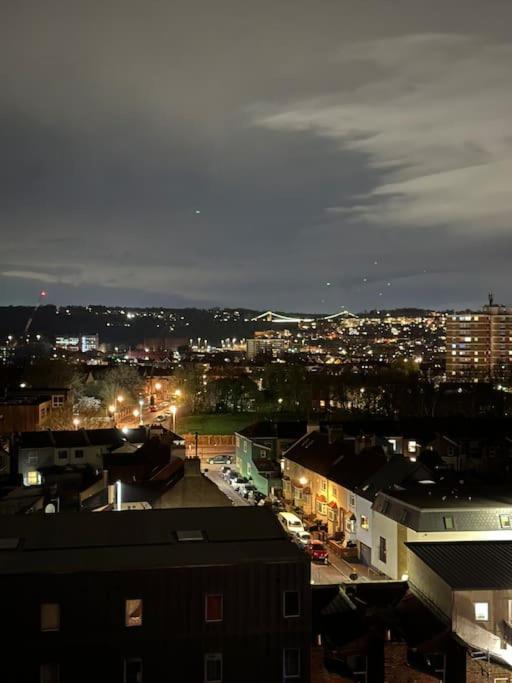 Skyline View Flat With Parking