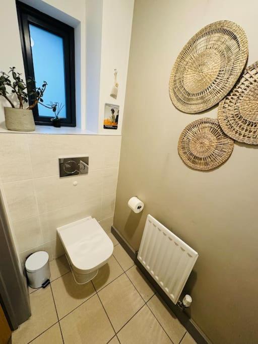 Au Naturel With Private Parking Villa *