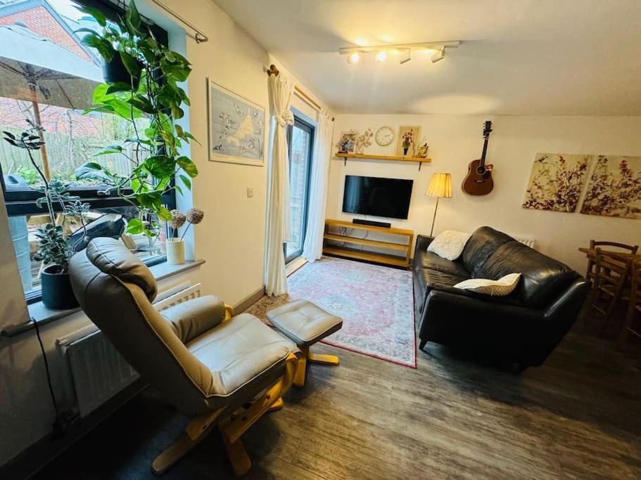 Villa Au Naturel With Private Parking