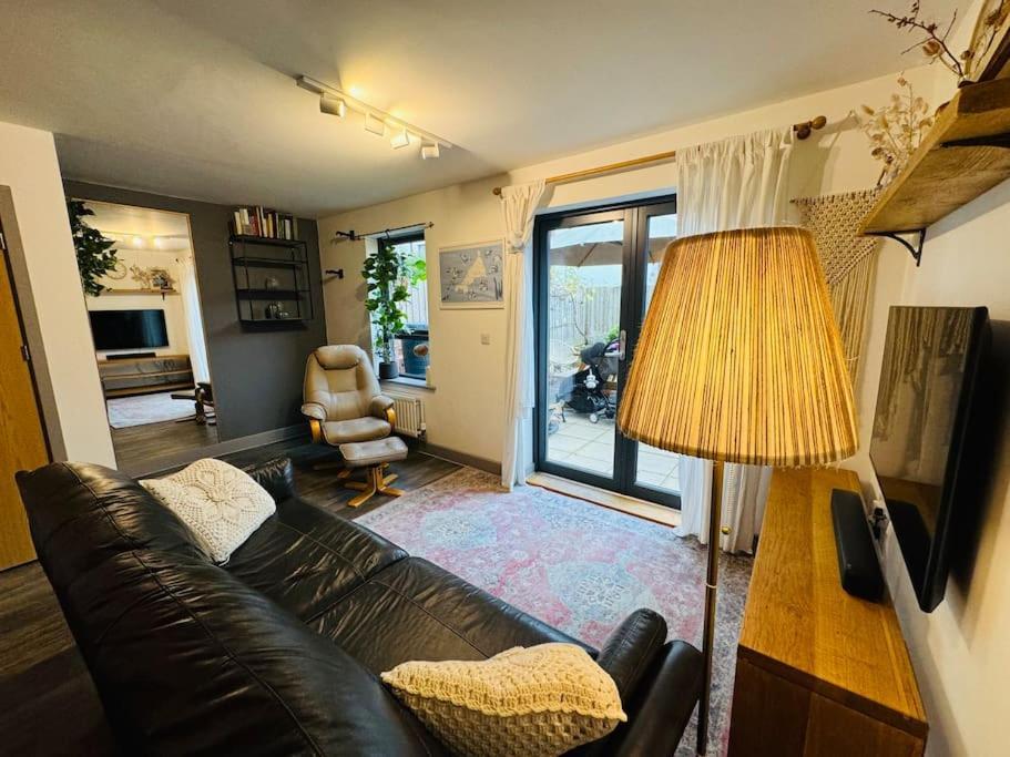 Au Naturel With Private Parking Villa Bristol