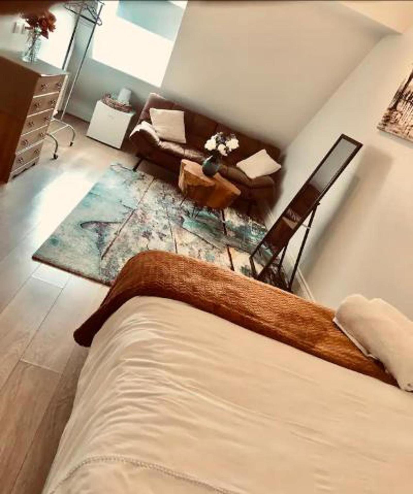 Stunning 3-bed House In * Bristol