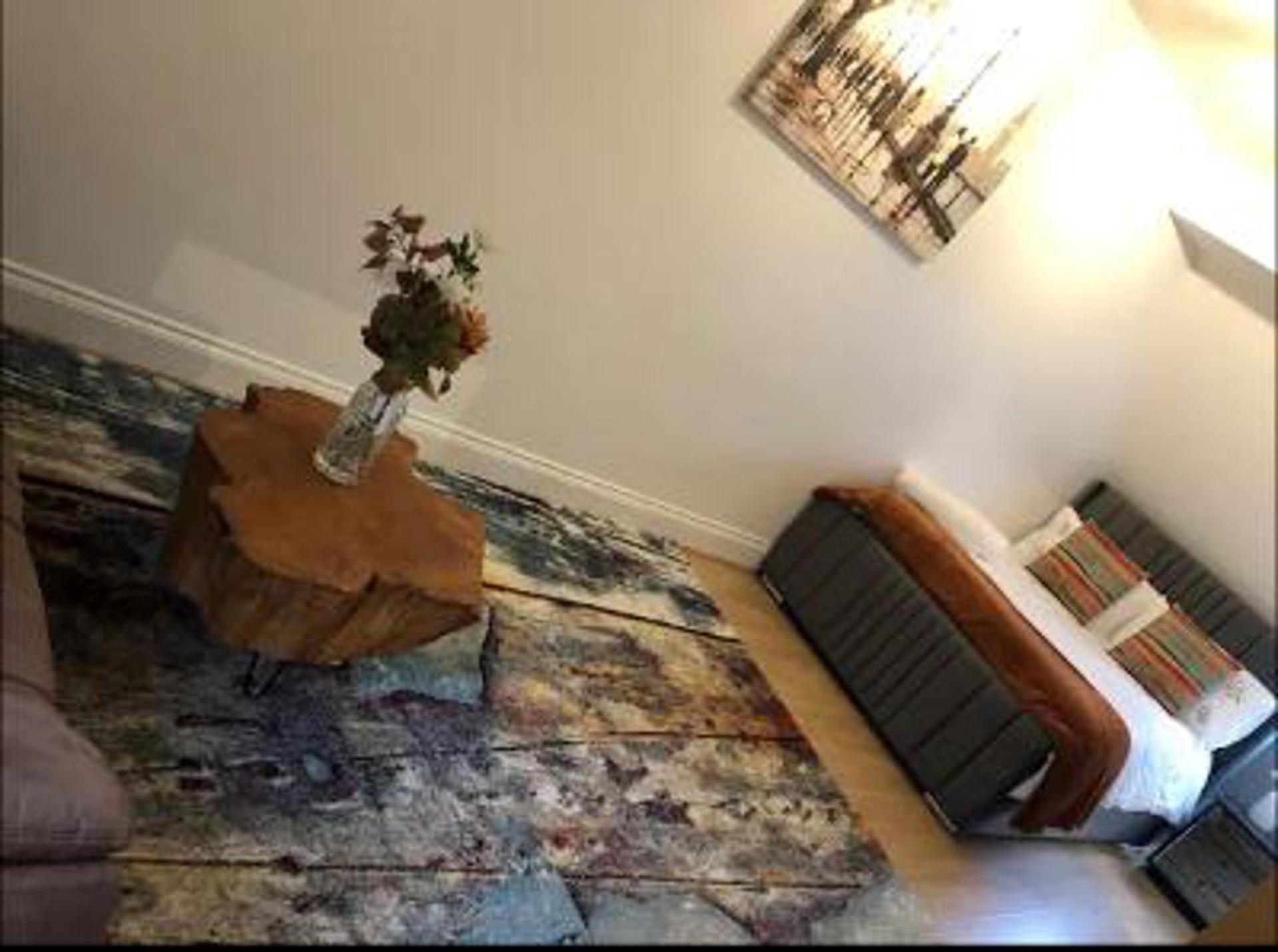 Holiday home Stunning 3-bed House In Bristol