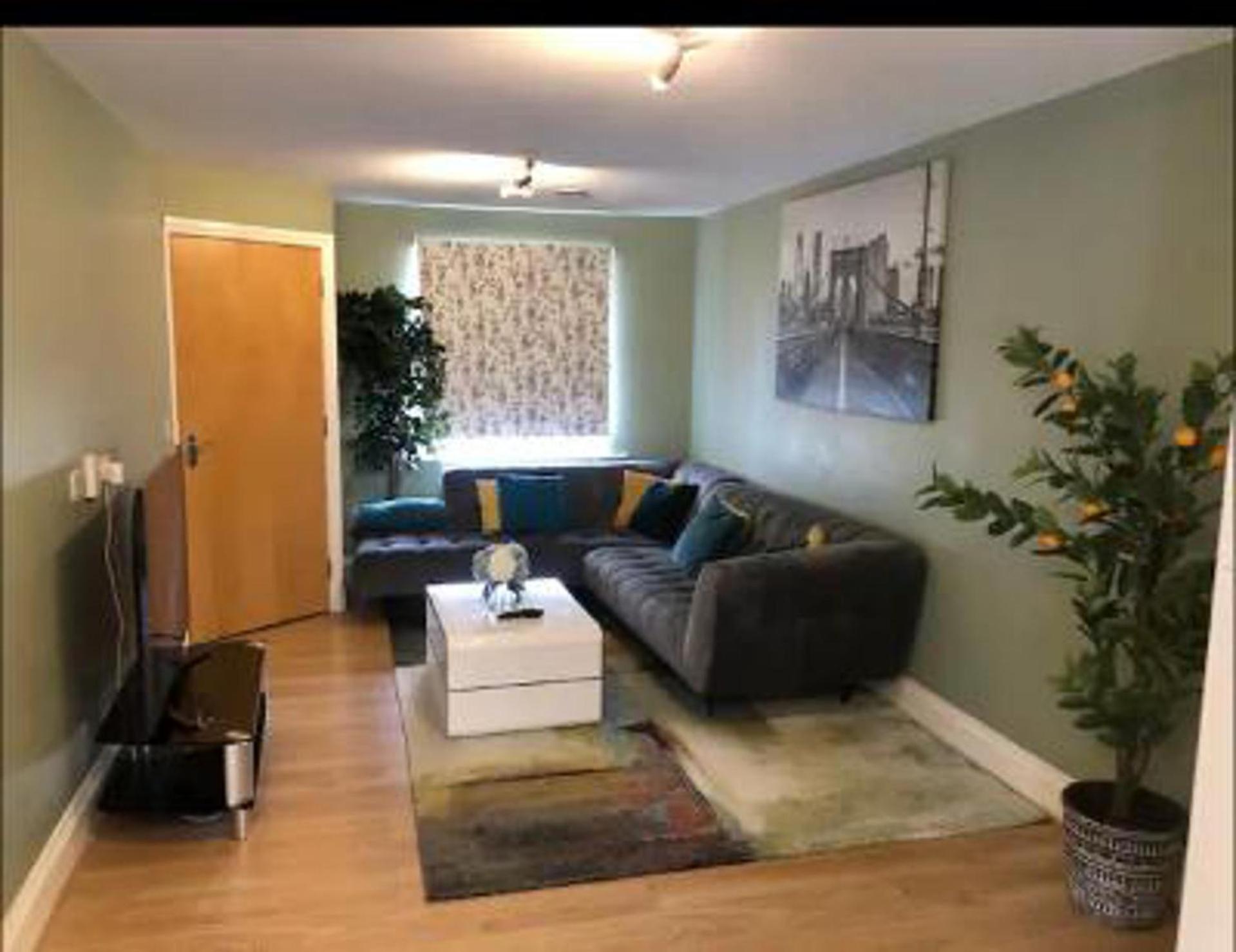Stunning 3-bed House In Holiday home Bristol