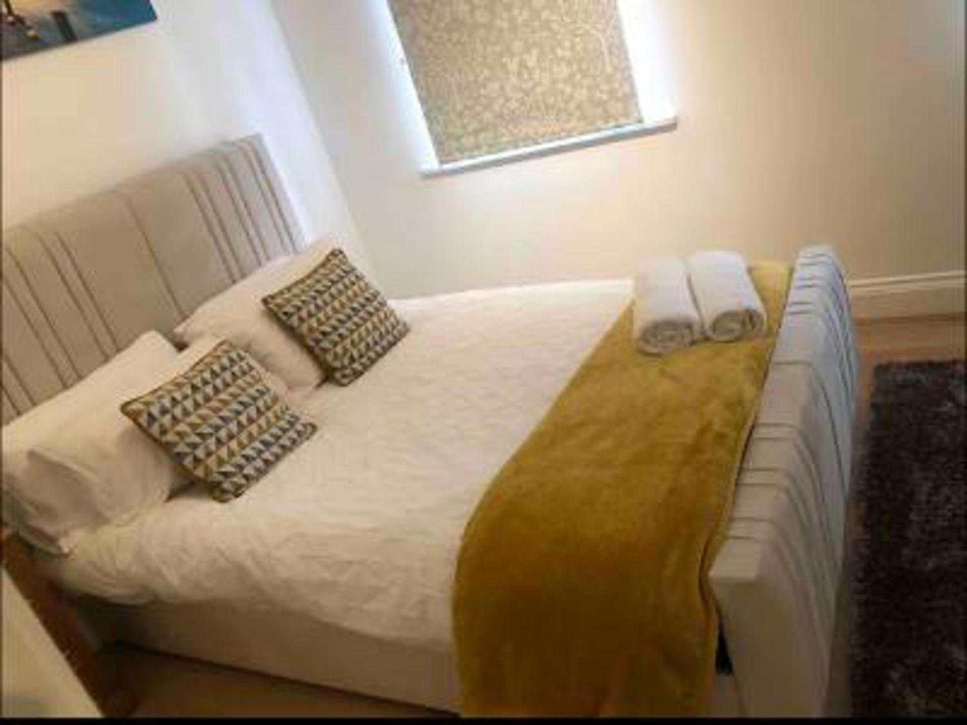 Stunning 3-bed House In Bristol