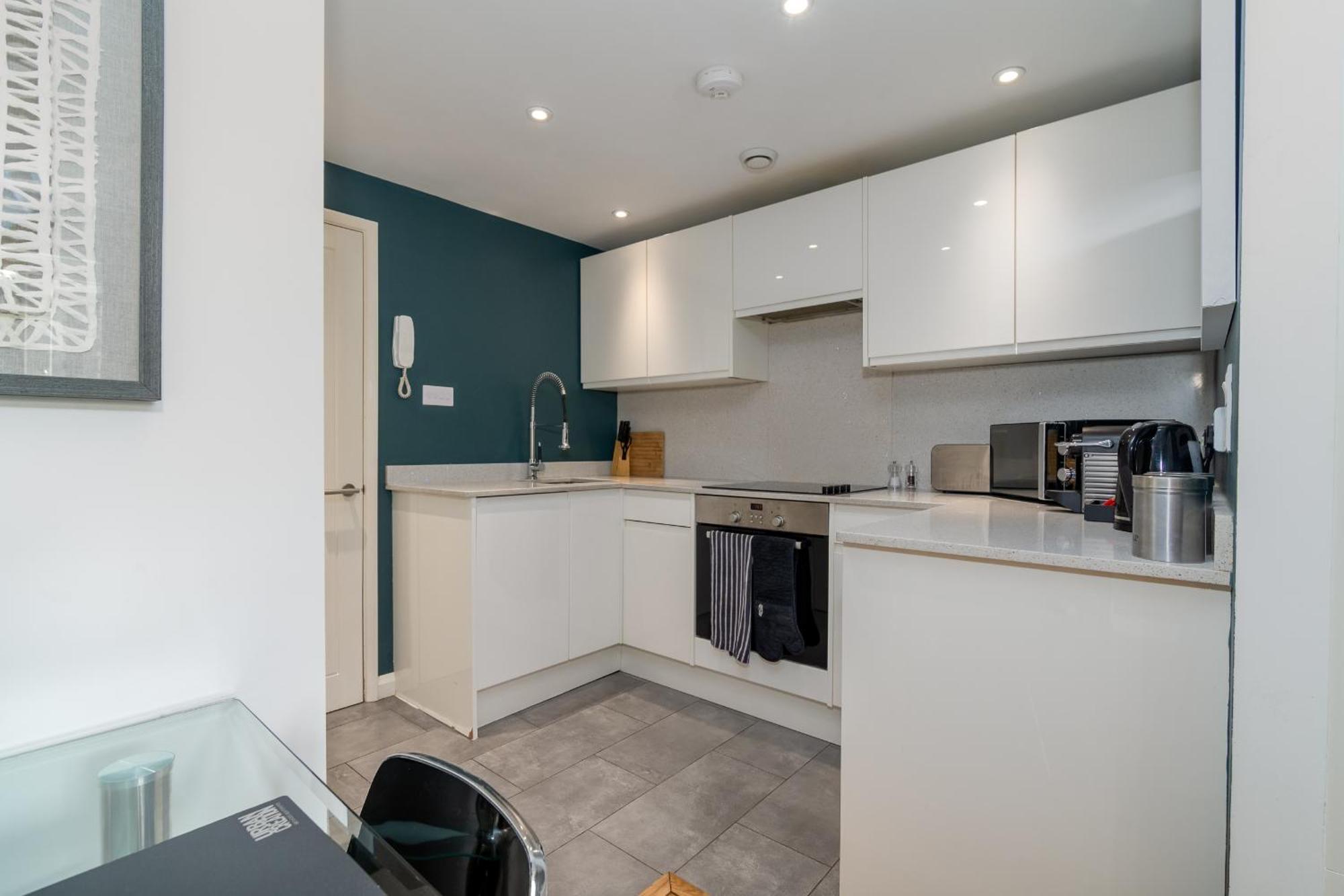 Apartment Alison Court - Urban