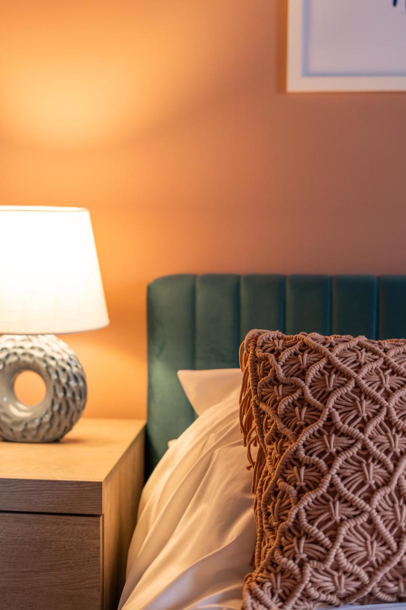 Swiper - 1 Bedroom Luxury By Mint Bristol