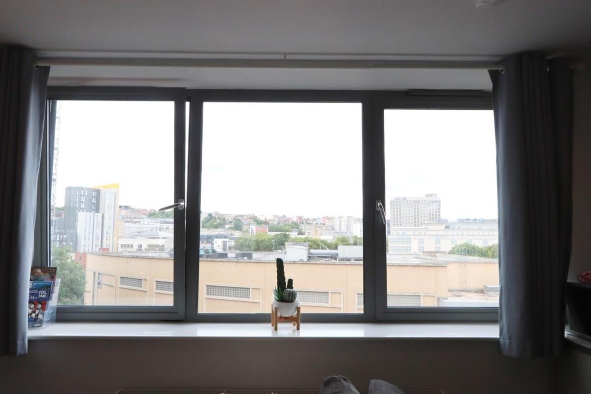 Flat 14 Southey House Apartment *