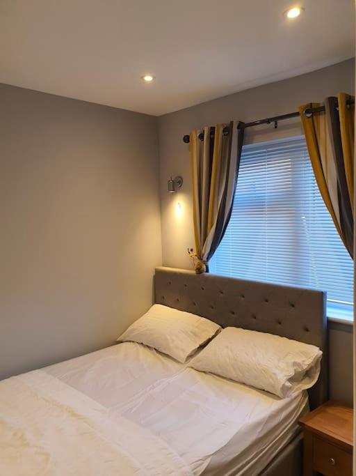 Apartment Ivory *