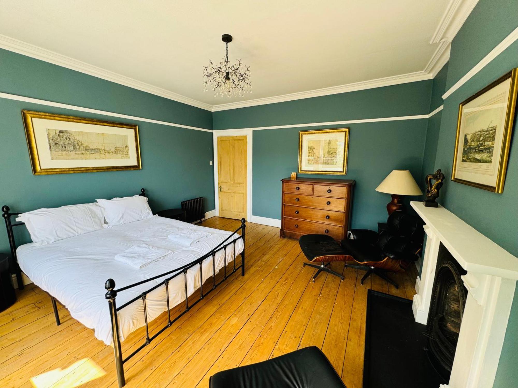 Holiday home A Gorgeous Edwardian In City Centre Bristol