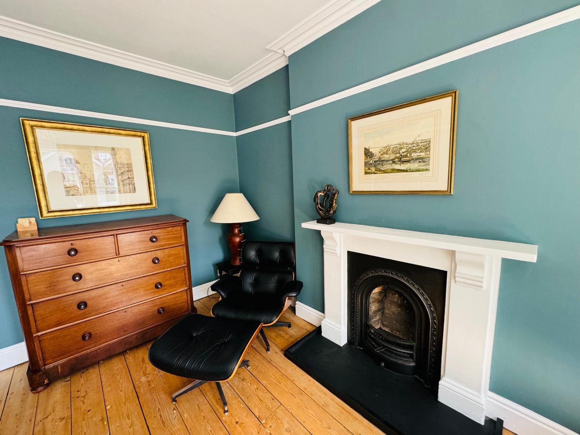 A Gorgeous Edwardian In City Centre *