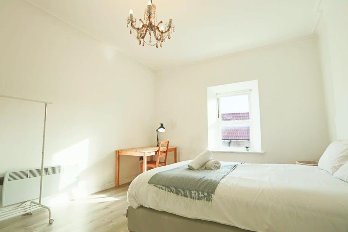 Apartment Manilla 3 Bedroom Floor Flat Bristol