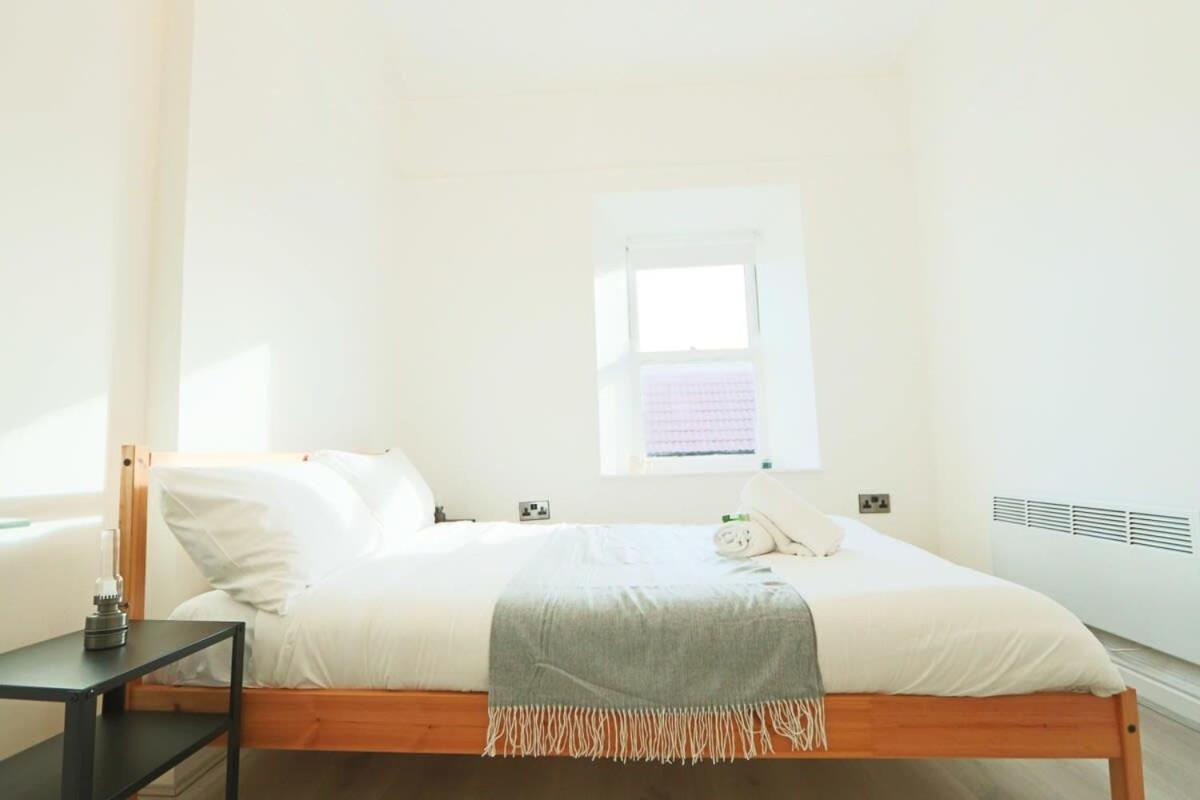 Manilla 3 Bedroom Floor Flat