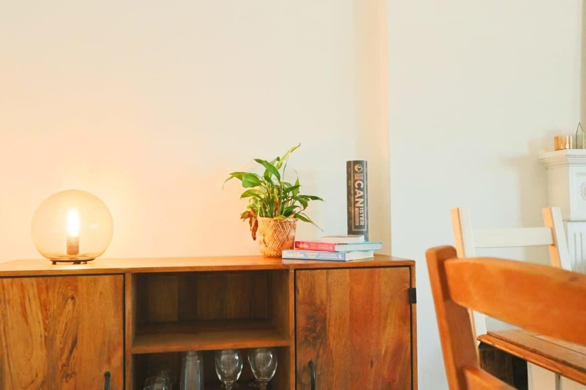Manilla 3 Bedroom Floor Flat *