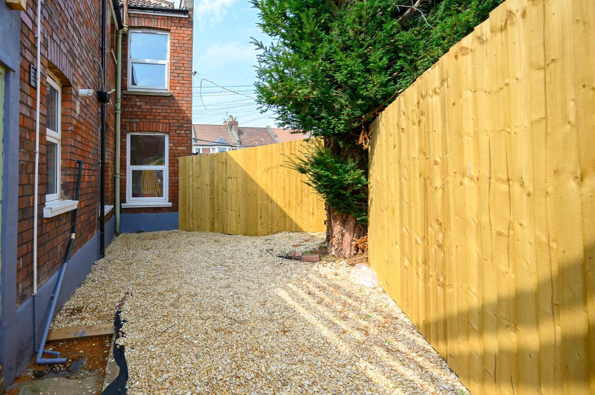 Brislington Base Super Convenient In South West By Staystaycations
