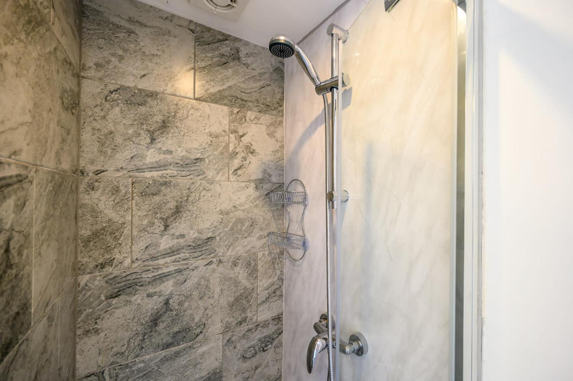 Brislington Base Super Convenient In South West By Staystaycations Apartment Bristol