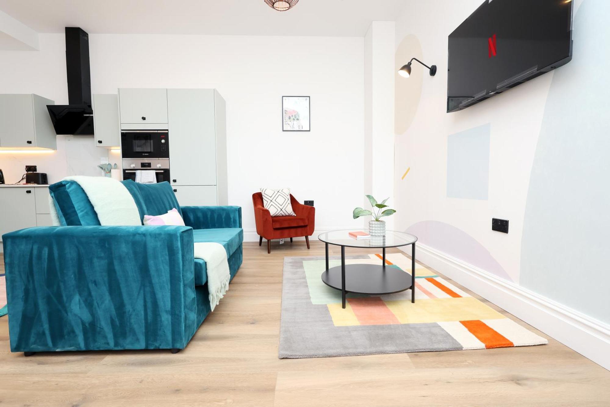 Apartment No 3 Princes - Stylish For Work & Leisure