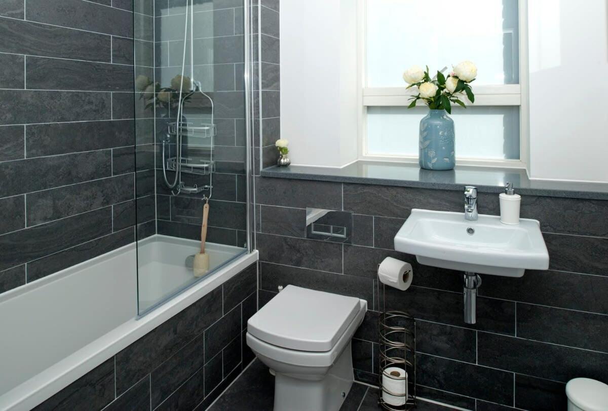Deluxe Townhouse Next To Cabot Circus