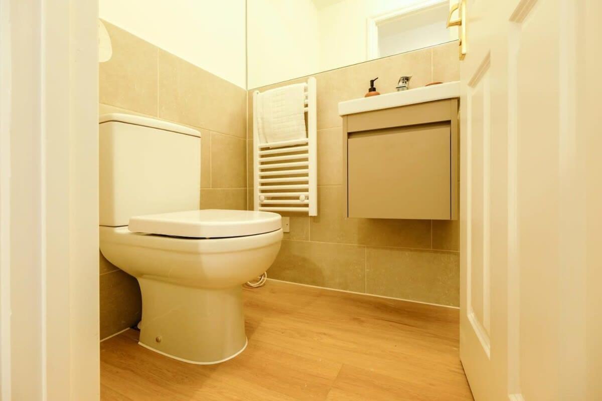 Grange Road Two Bedroom Flat Apartment Bristol
