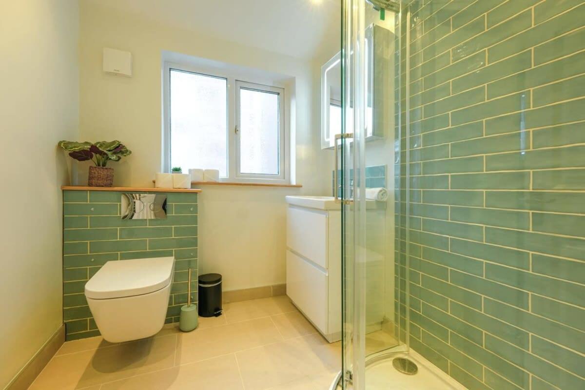 Raleigh 2 Bedroom Flat Bristol