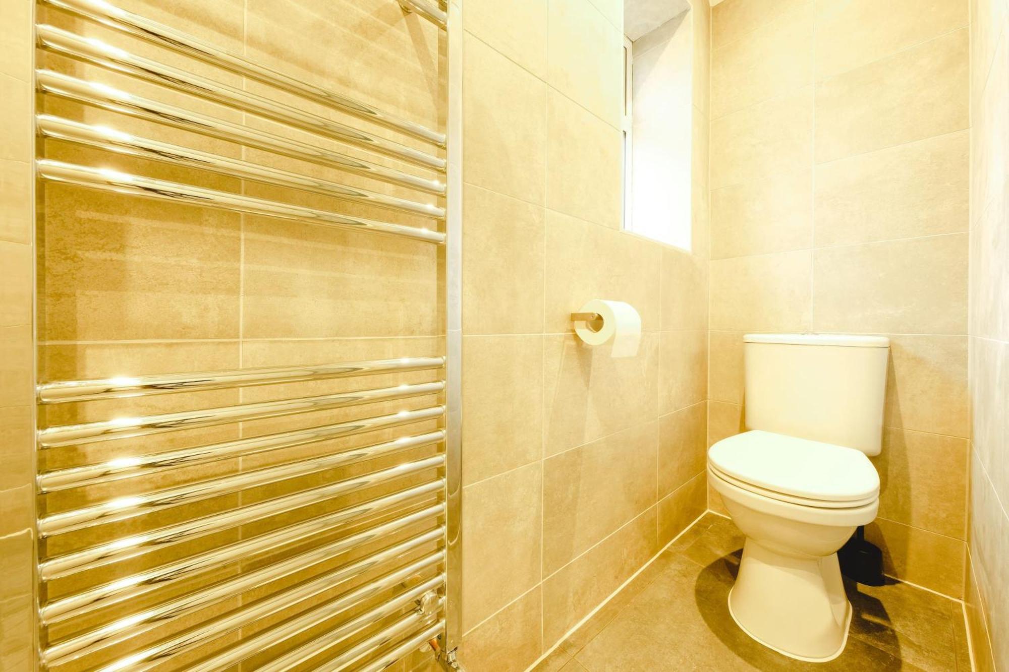 Apartment Wordsworth 6 Bedroom House