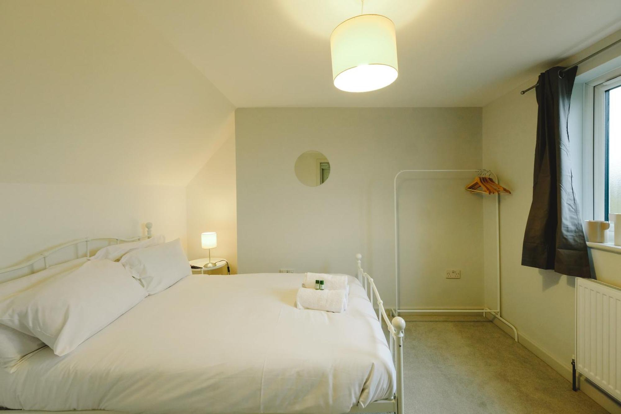 Wordsworth 6 Bedroom House Apartment Bristol