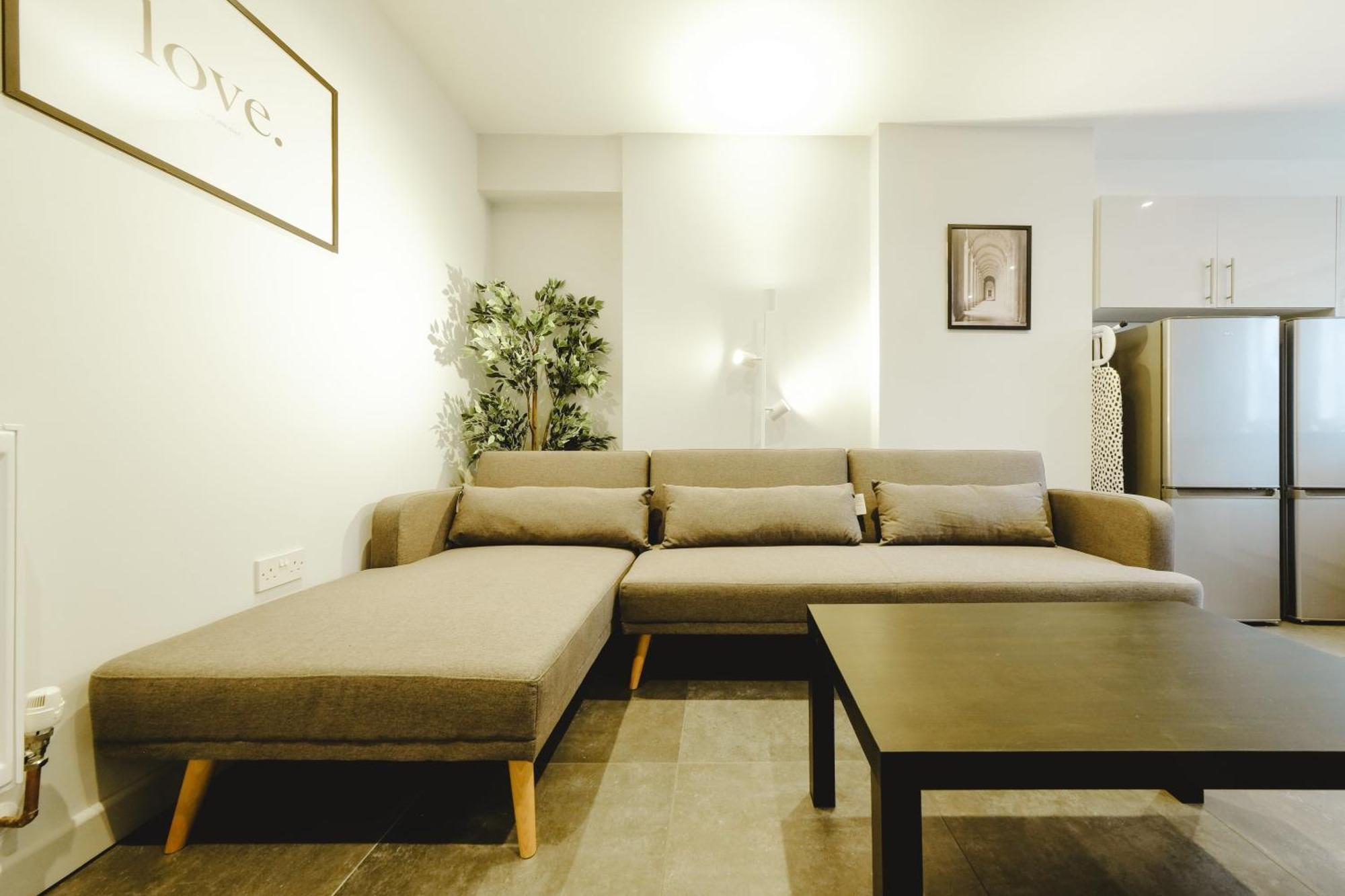 Wordsworth 6 Bedroom House Bristol