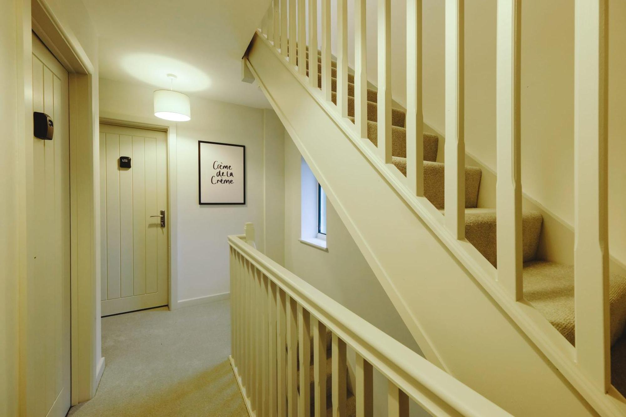 Wordsworth 6 Bedroom House Apartment *