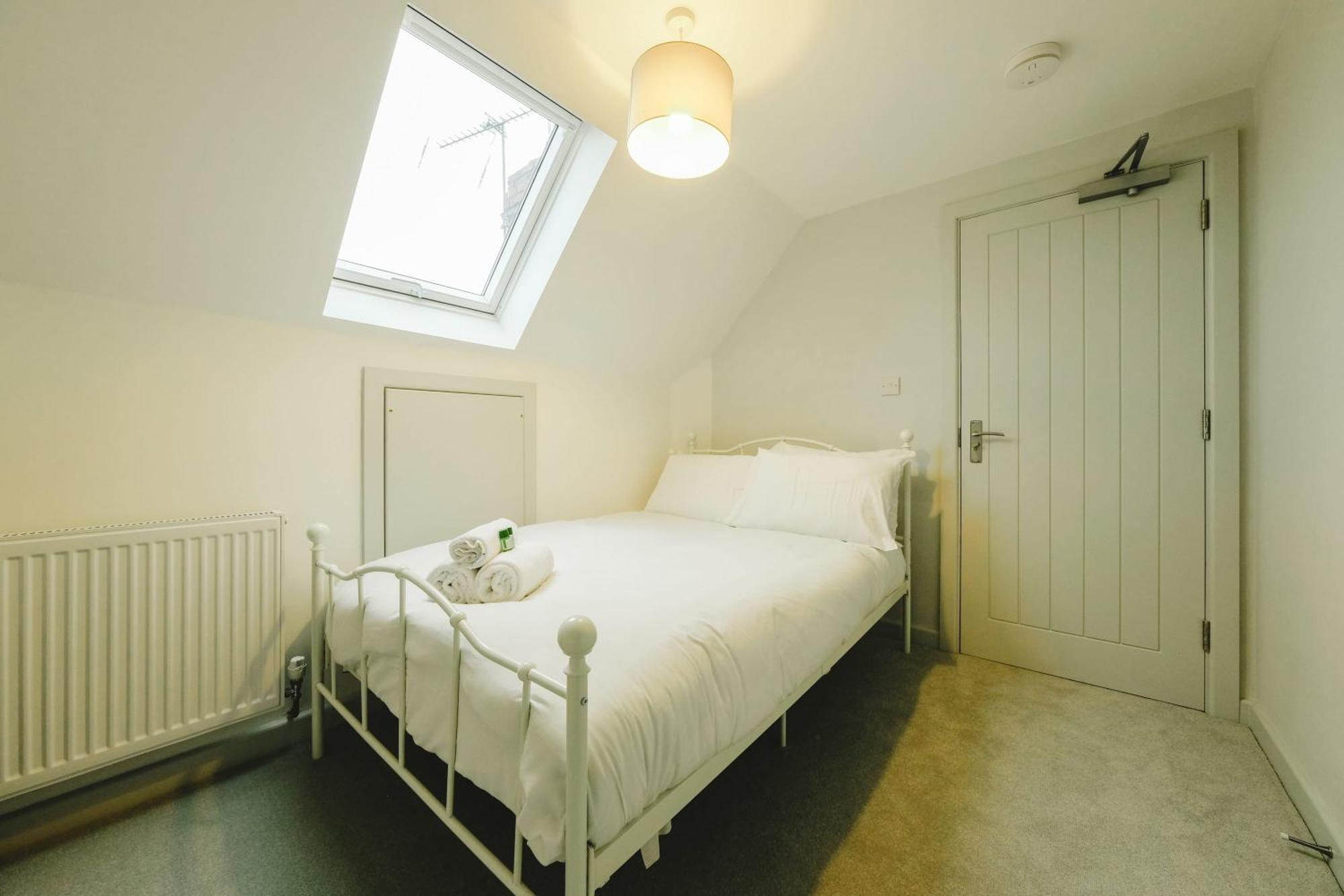 Wordsworth 6 Bedroom House *