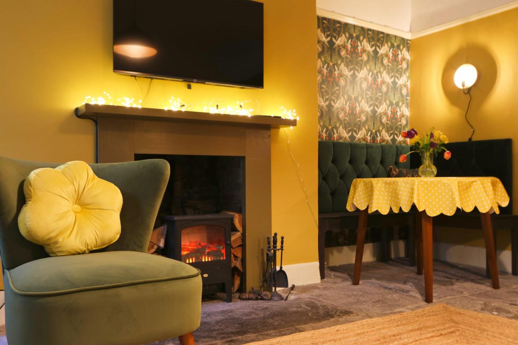 Apartment Two Bedroom Flat In Caledonia Place Bristol