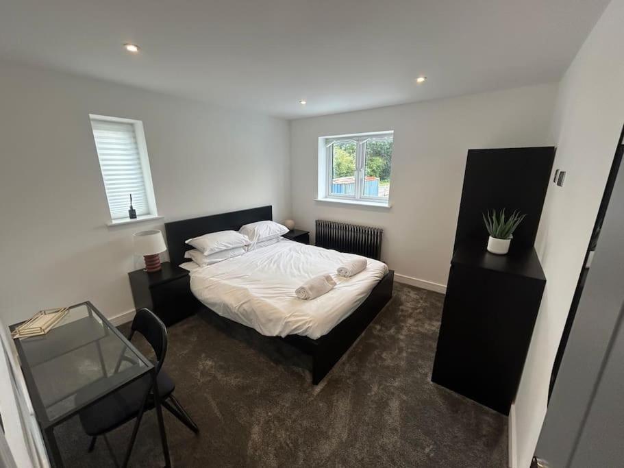Holiday home Luxury 4 Bedroom House *
