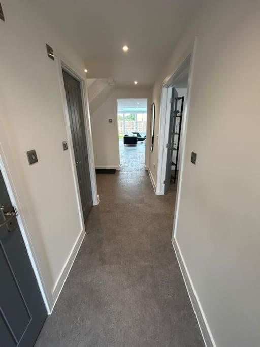 Holiday home Luxury 4 Bedroom House Bristol