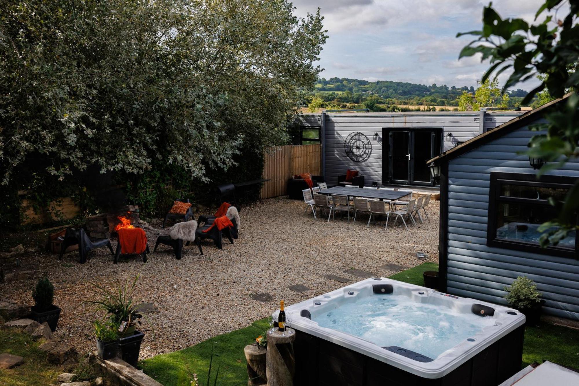 Holiday home The Pine Including Games Room, Camp Fire & Hot Tub