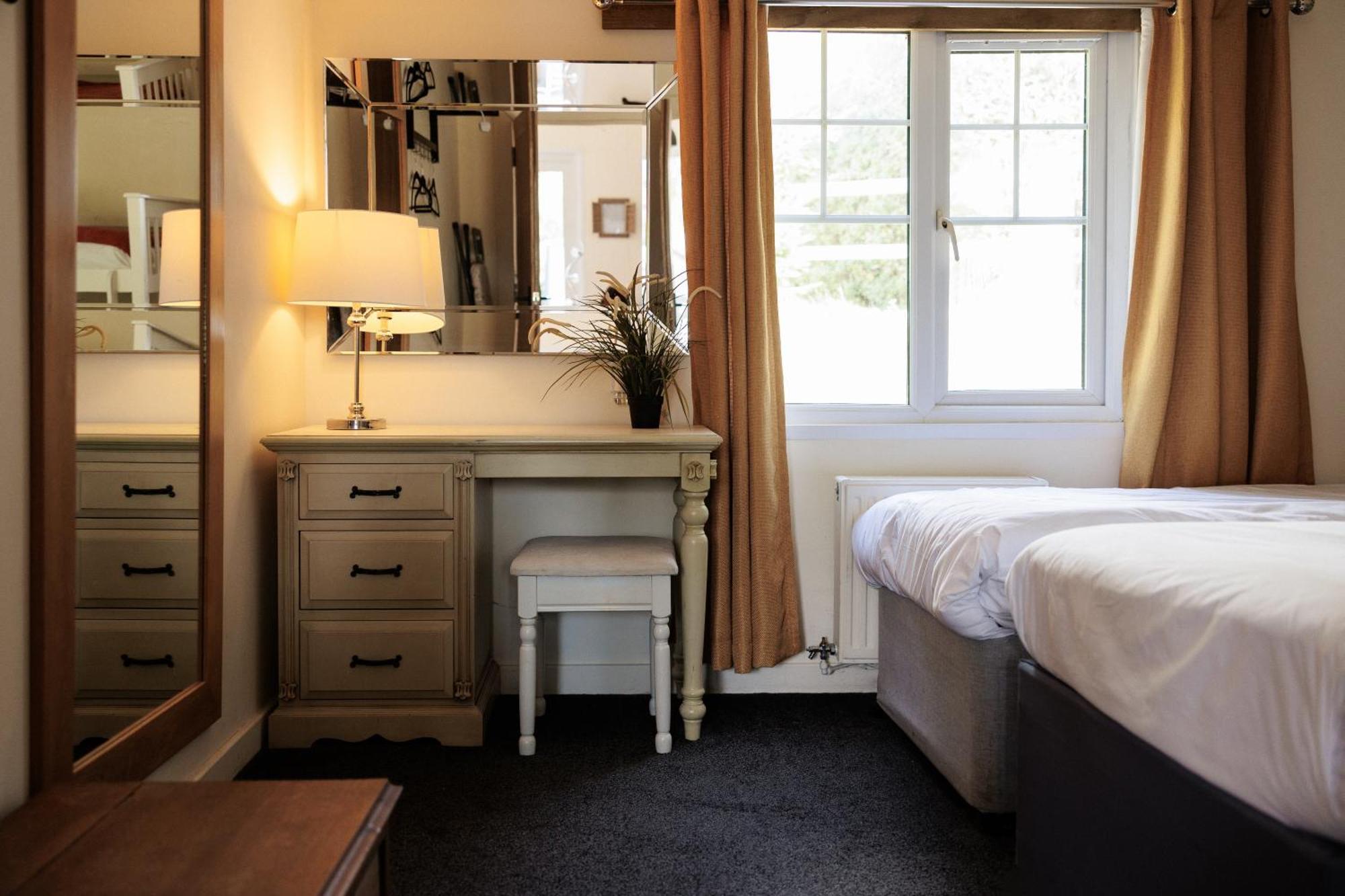Holiday home The Pine Including Games Room, Camp Fire & Hot Tub