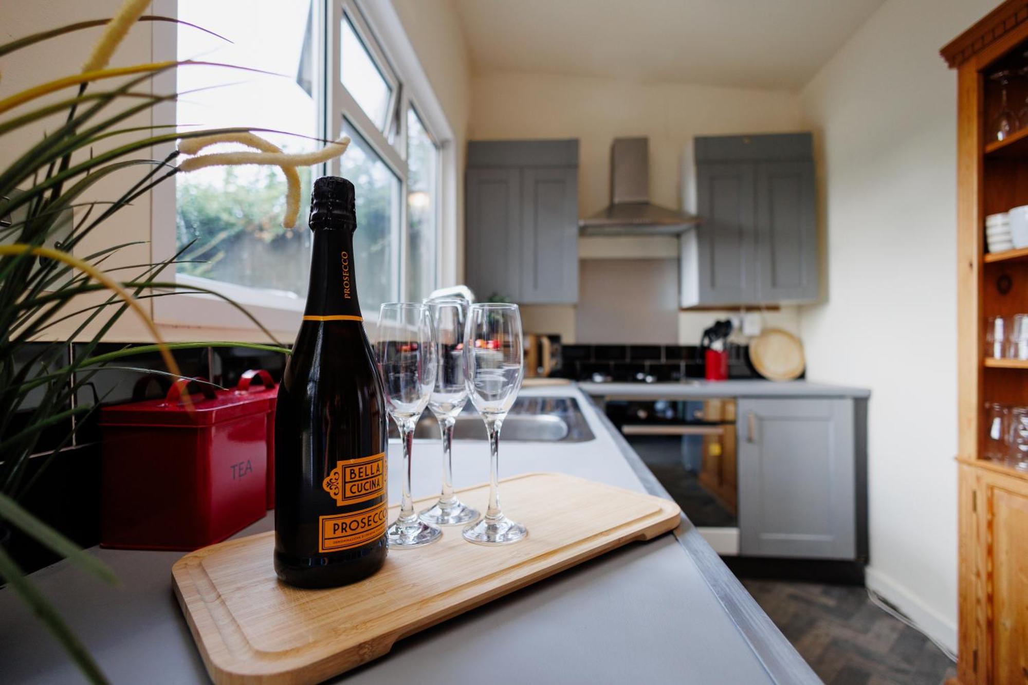Holiday home The Pine Including Games Room, Camp Fire & Hot Tub Bristol