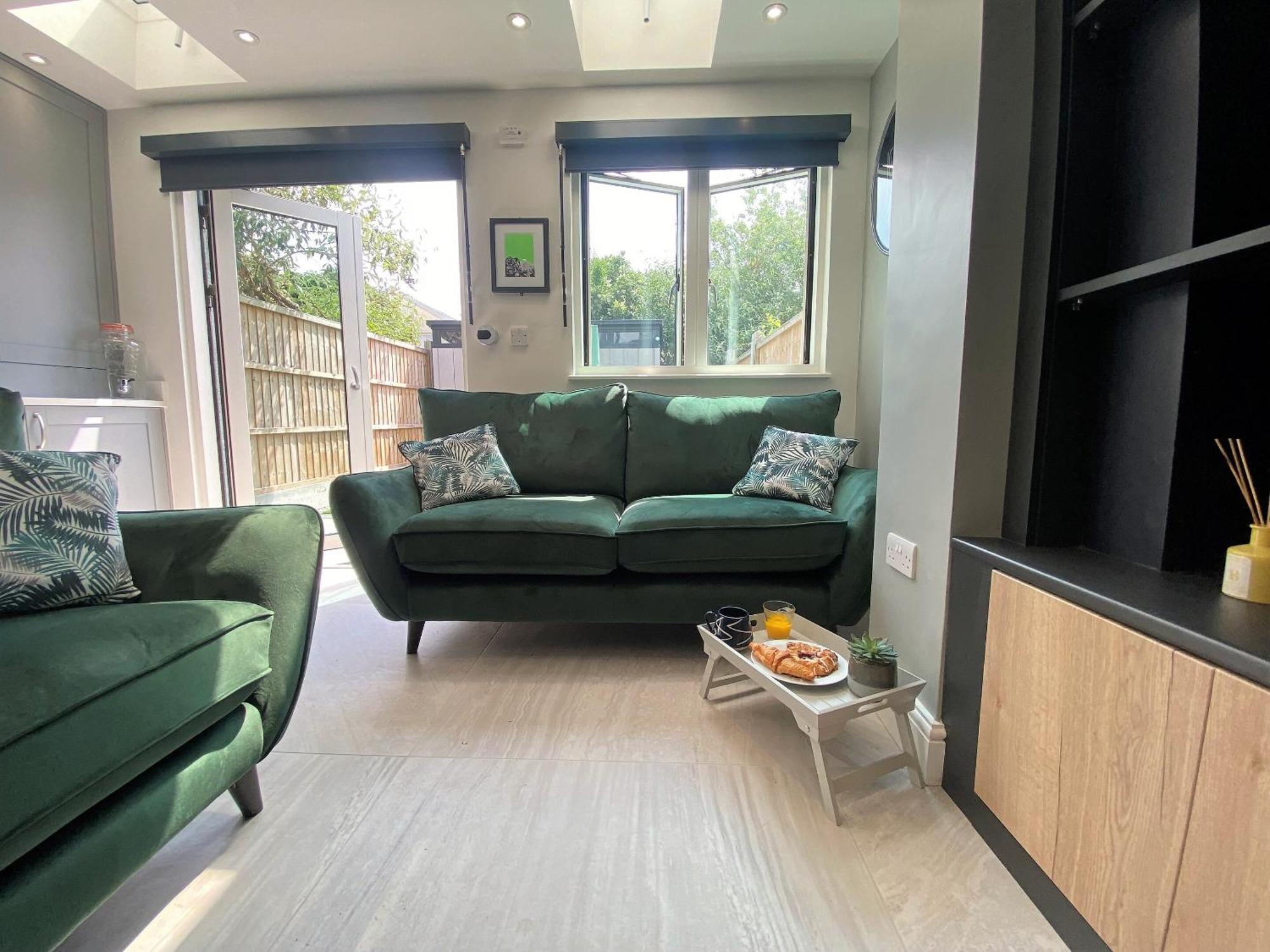 Superb Townhouse Near Vibrant Gloucester Road * Bristol