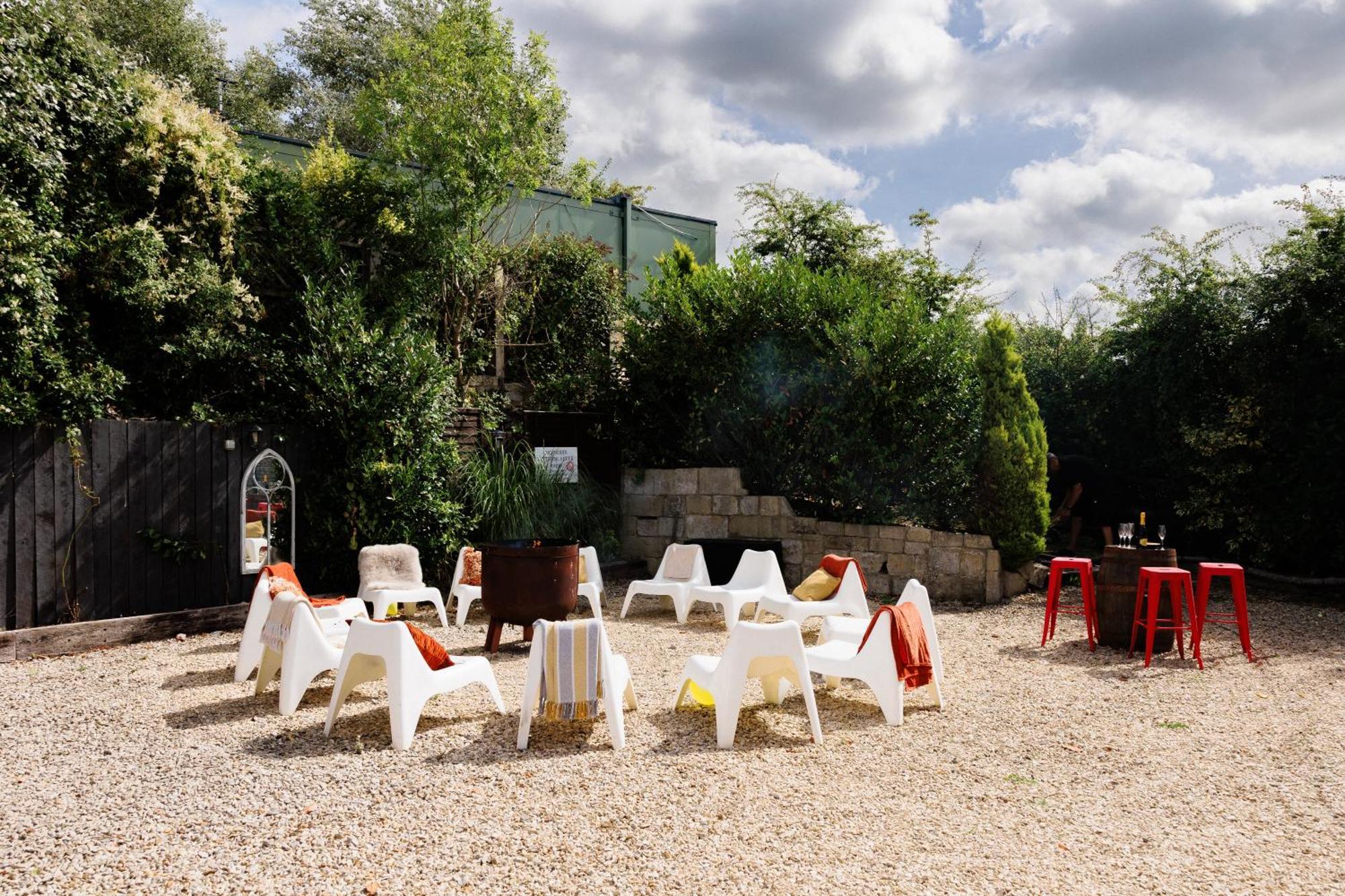 Holiday home The West Barn Near Bath, Sleeps 24 And 2 Hot Tubs