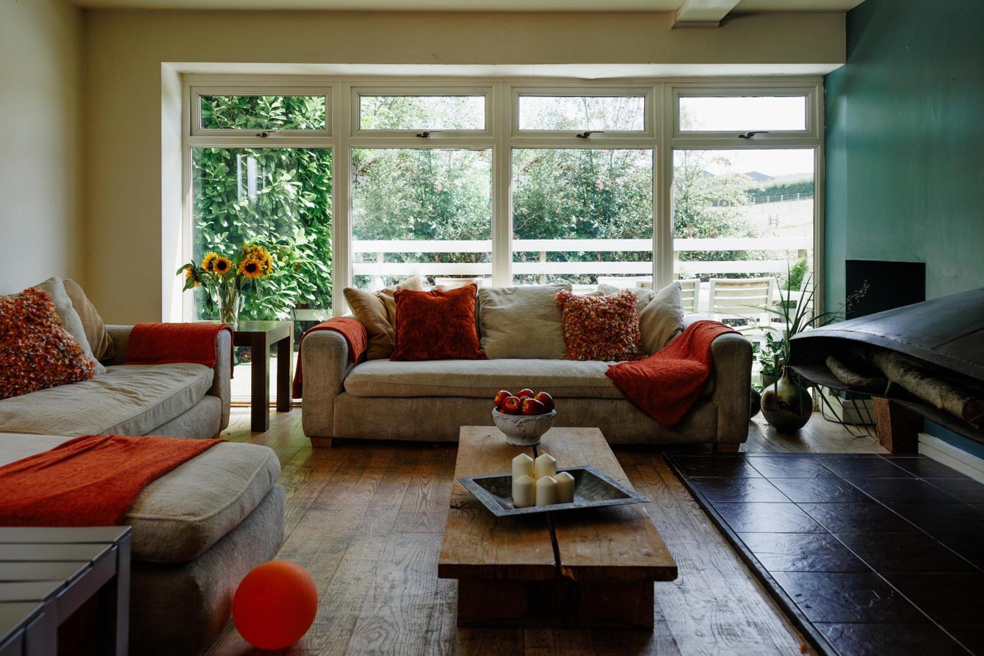 Holiday home The West Barn Near Bath, Sleeps 24 And 2 Hot Tubs *