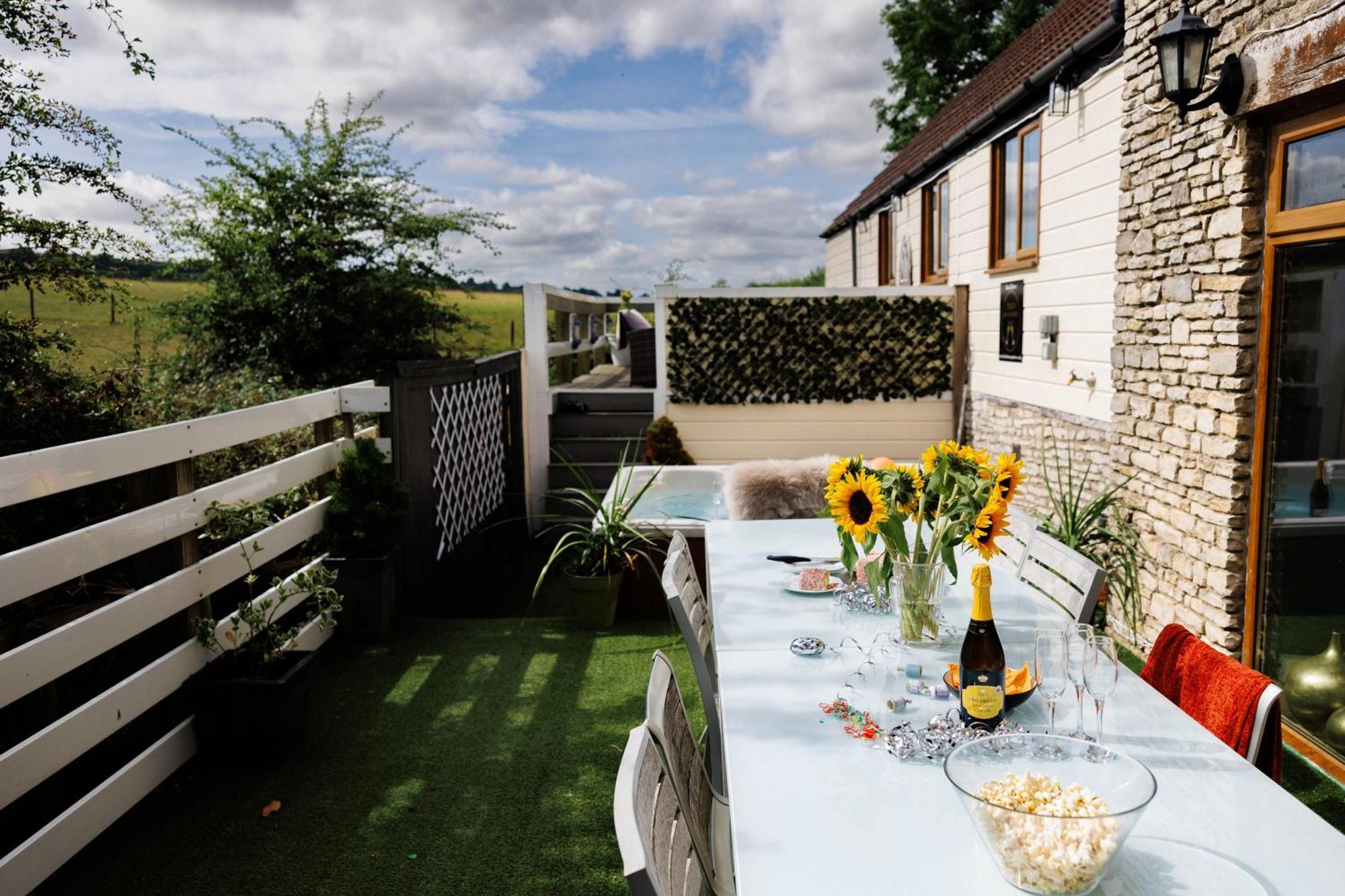 The West Barn Near Bath, Sleeps 24 And 2 Hot Tubs Bristol