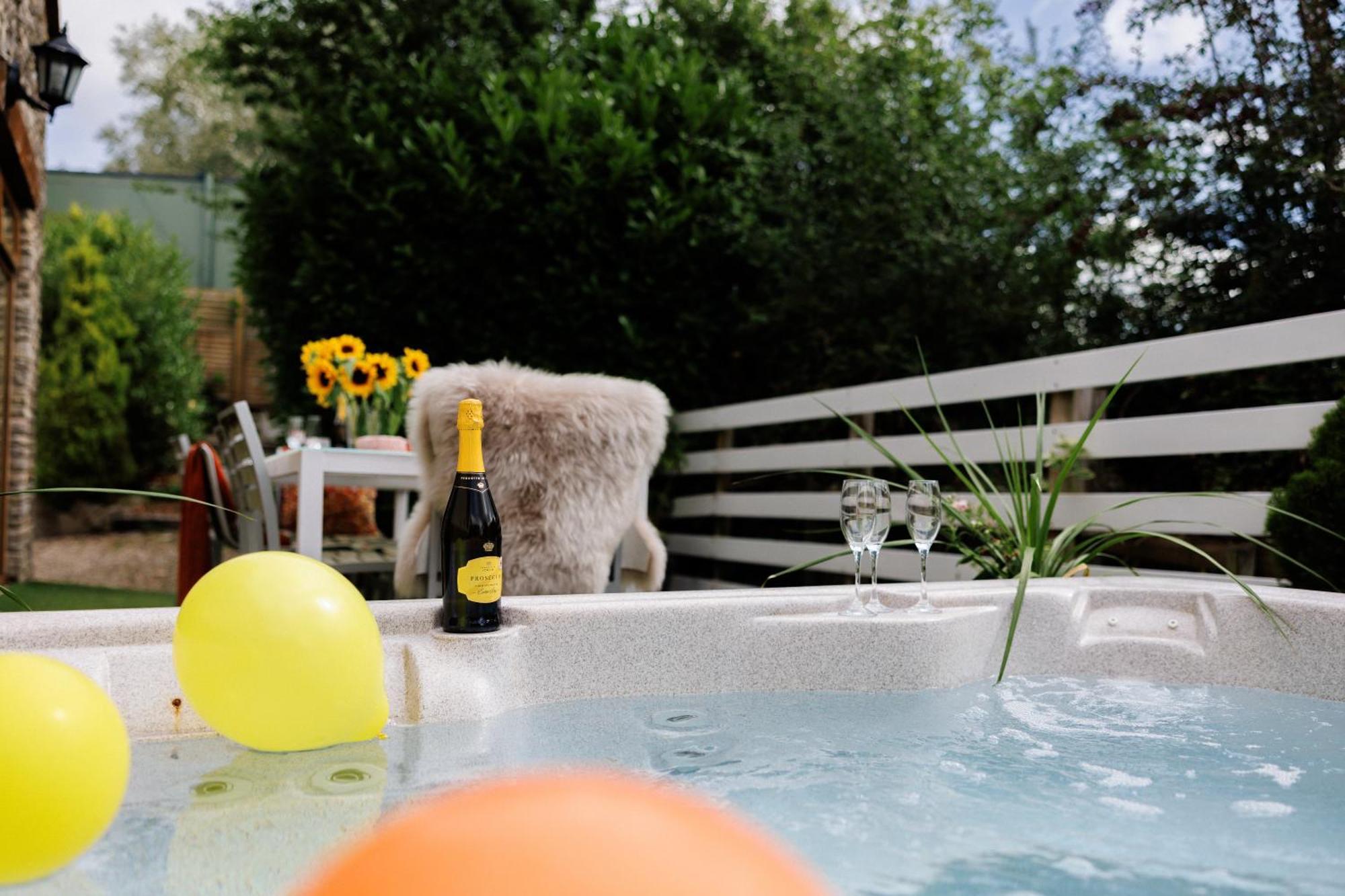 The West Barn Near Bath, Sleeps 24 And 2 Hot Tubs Holiday home Bristol