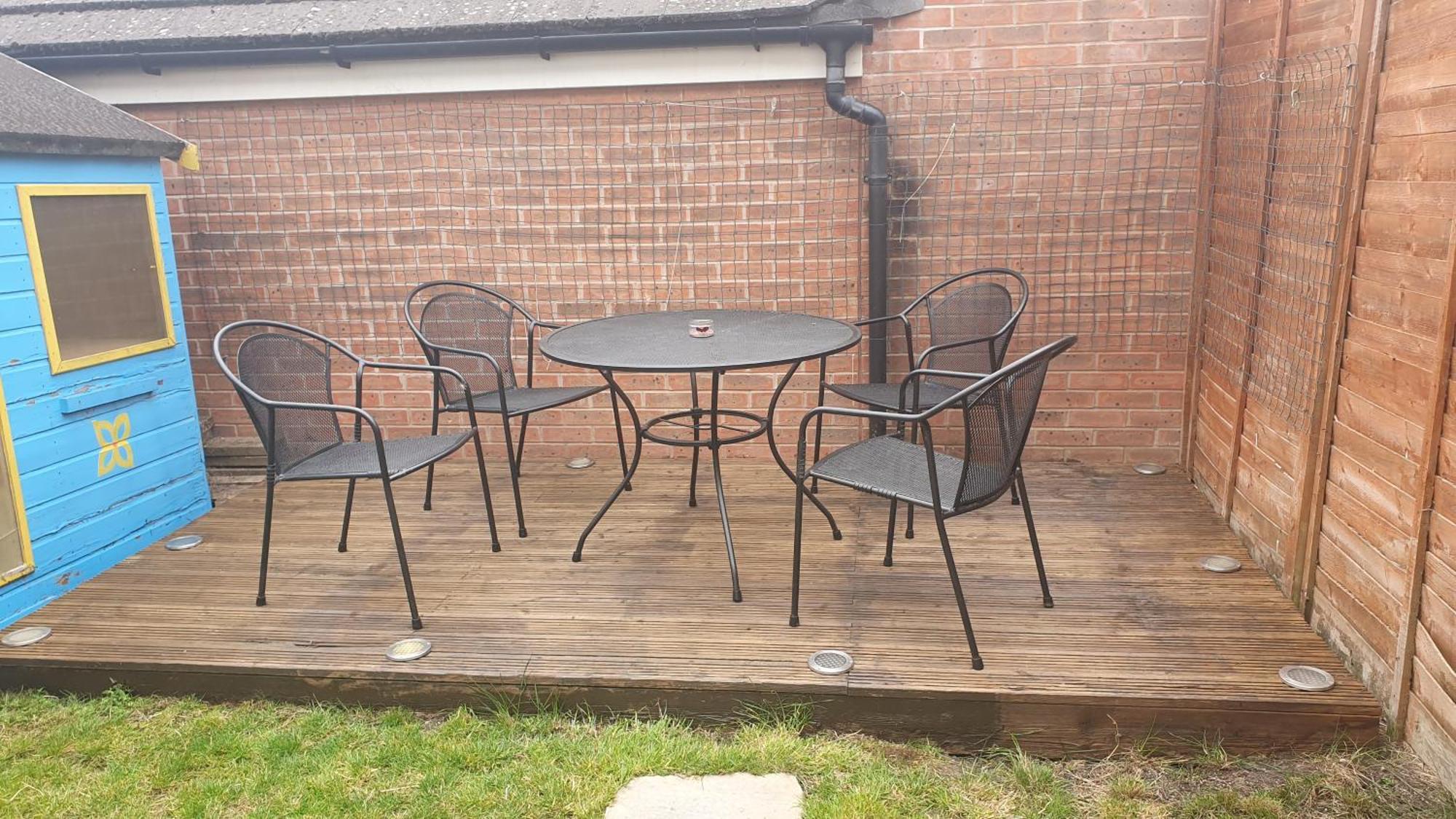 Entire In Cheswick Village Homestay Bristol