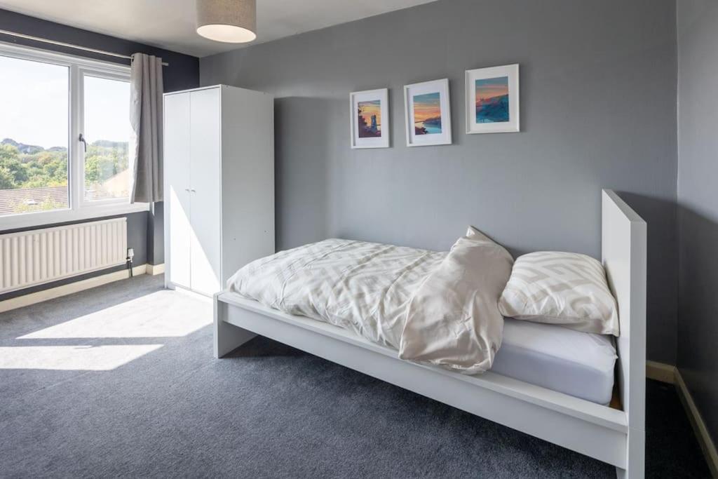 Cozy 3 Bed Garden House * Bristol