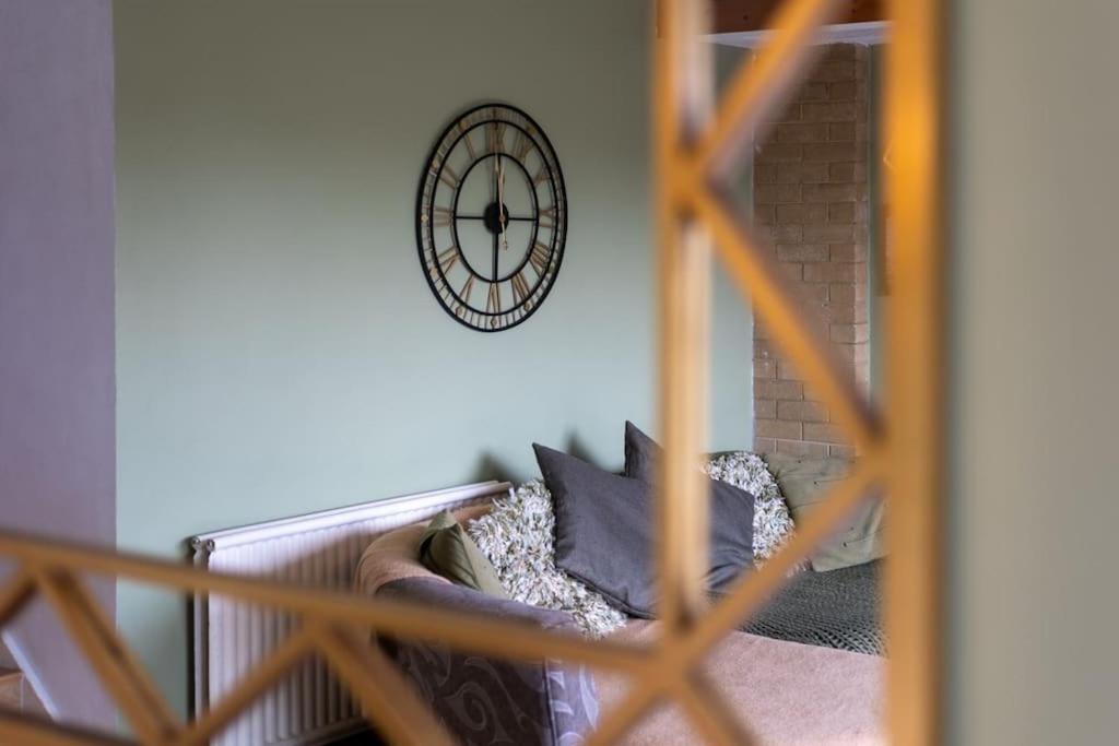 Cozy 3 Bed Garden House Apartment Bristol