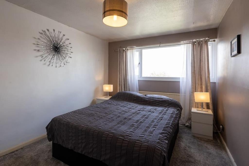 Cozy 3 Bed Garden House Apartment