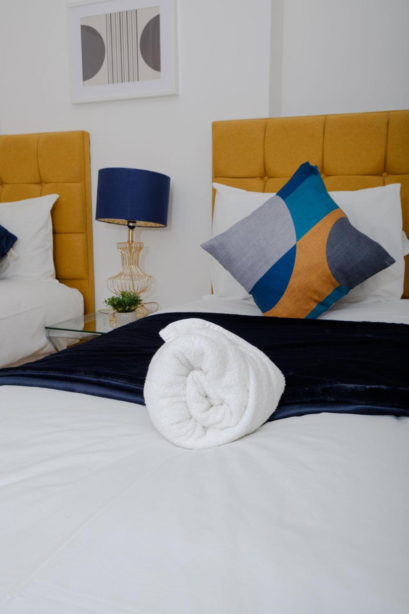 Charming And Bright Flat - Wi-fi Included! * Bristol
