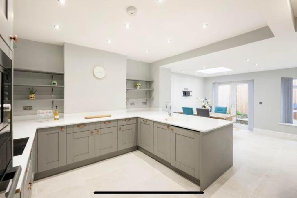 Three Storey Clifton Town House * Bristol