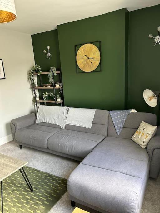 Holiday home Three Storey Clifton Town House