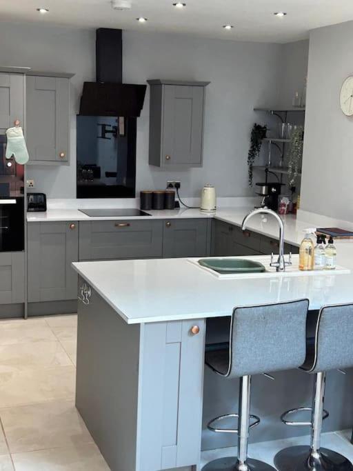 Three Storey Clifton Town House * Bristol